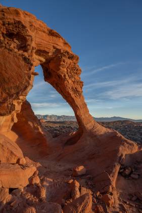 Falcon Arch at sunset Falcon Arch aka Little Mosquito Arch in Valley of Fire, Nevada